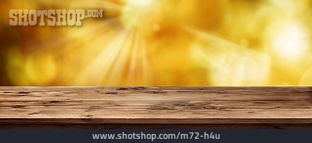 
                Sonnenlicht, Holztisch                   
