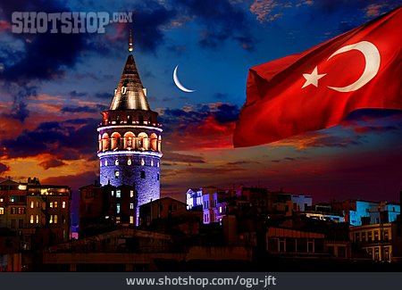 
                Istanbul, Galataturm, Türkeifahne                   