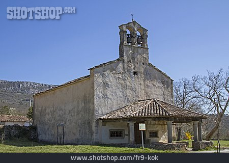 
                Istrien, Glockenturm, Kapelle                   