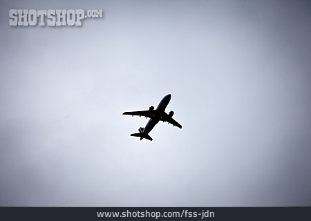 
                Flugzeug, Passagierflugzeug                   