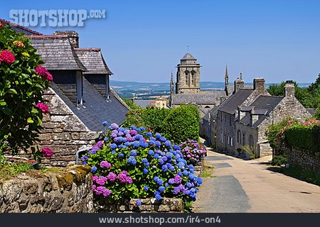 
                Bretagne, Locronan                   