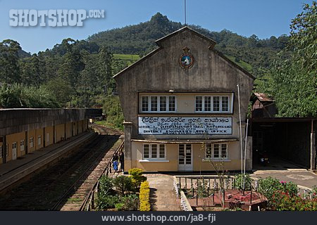 
                Bahnhof, Nanu Oya                   