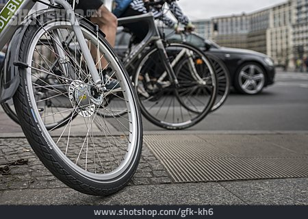
                Fahrrad, Stadtverkehr                   