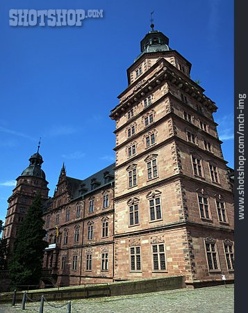 
                Schloss Johannisburg                   