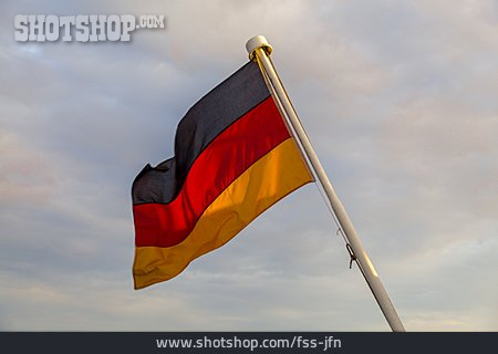 
                Deutschland, Deutschlandfahne                   