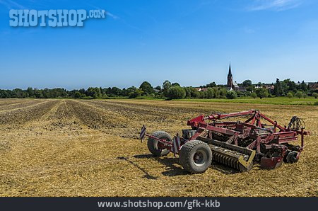 
                Acker, Landwirtschaft, Erntemaschine                   