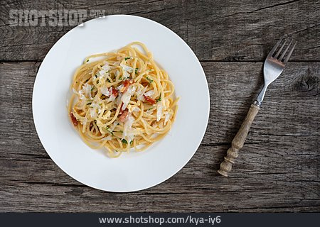 
                Nudelgericht, Mittagessen, Spaghetti Carbonara                   
