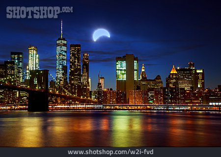 
                Skyline, Mond, Hudson River, Brooklyn                   