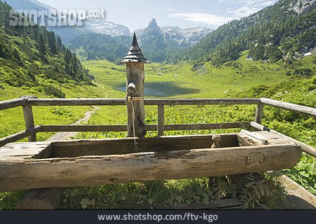 
                Brunnen, Nationalpark Berchtesgaden, Funtensee                   