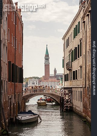 
                Kanal, Venedig, Wohnhäuser                   