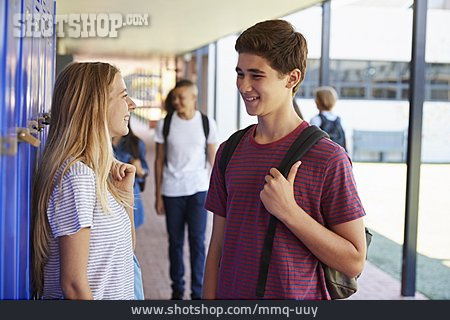 
                Unterhalten, Flirten, Schulfreunde                   
