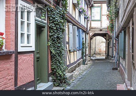 
                Altstadt, Gasse, Quedlinburg                   