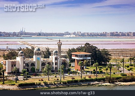
                Sueskanal, Port Said, Port Fuad                   