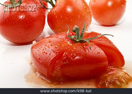
                Fruchtfleisch, Tomaten, Saftig                   
