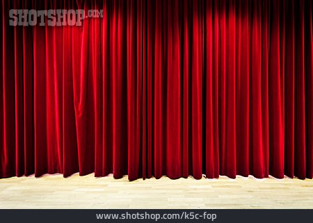 
                Vorhang, Theater, Aufführung                   