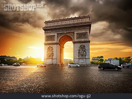 
                Straßenverkehr, Triumphbogen, Arc De Triomphe, Champs-elysees                   