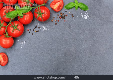 
                Kräuter, Gewürze, Tomaten                   