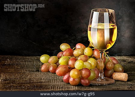 
                Weintrauben, Weißwein                   