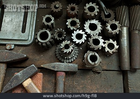 
                Werkzeug, Metall, Hammer, Fräsen                   