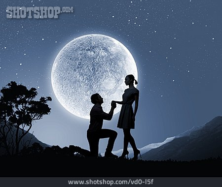 
                Love Couple, Full Moon, Marriage Proposal                   