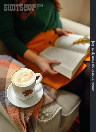 
                Gemütlich, Kaffeepause, Lesen                   