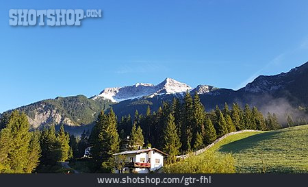 
                Alpen, Alm, Karwendelgebirge                   