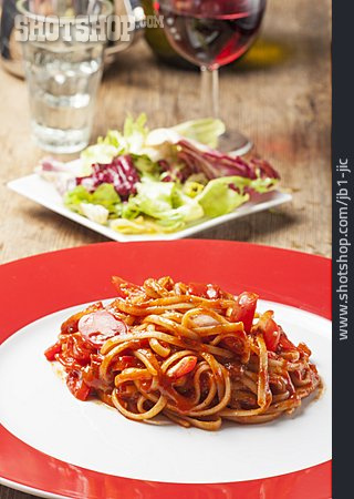 
                Spaghetti, Napoli, Tomatensoße                   