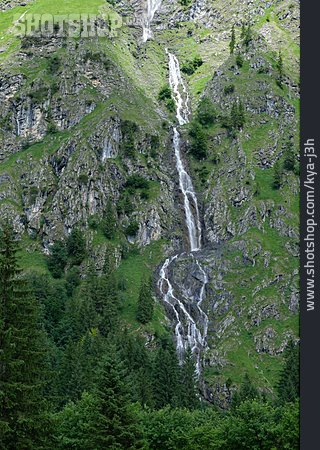
                Wasserfall, Oytal                   