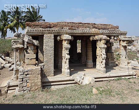 
                Ruine, Hampi, Vijayanagara                   