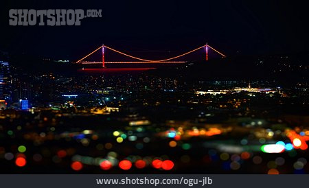 
                Istanbul, Yavuz-sultan-selim-brücke                   
