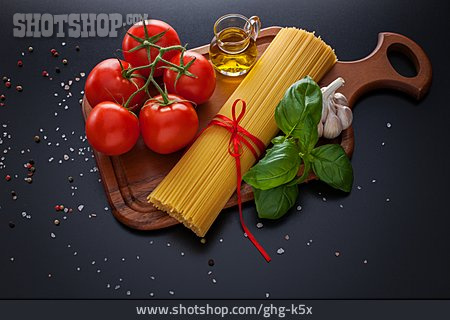 
                Napoli, Pastagericht, Vegan                   
