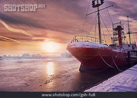 
                Winter, Wilhelmshaven, Feuerschiff                   