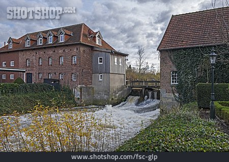 
                Hotel, Wassermühle, Schepers Mühle                   