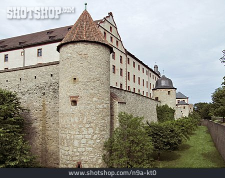 
                Burgmauer, Festung Marienberg                   