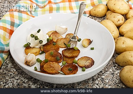 
                Bratkartoffeln                   