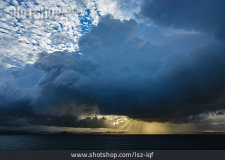 
                Sonnenuntergang, Wolkenformation, Norwegen                   