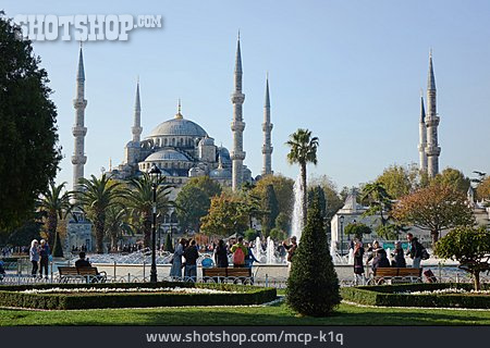 
                Park, Istanbul, Blaue Moschee                   