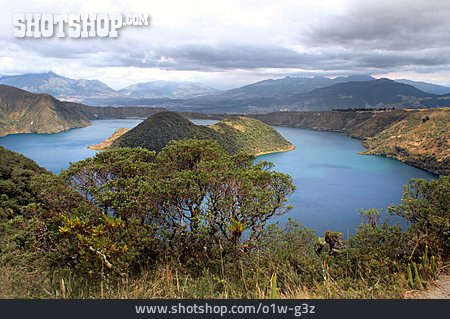
                Kratersee, Cuicocha                   