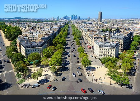 
                Paris, Place Charles-de-gaulle                   