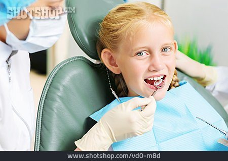 
                Zahnbehandlung, Zahnarztbesuch, Kinderzahnarzt                   