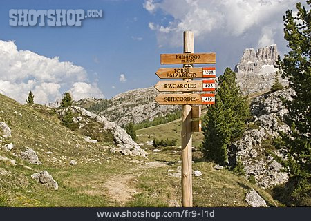 
                Wegweiser, Dolomiten, Passo Di Falzàrego                   