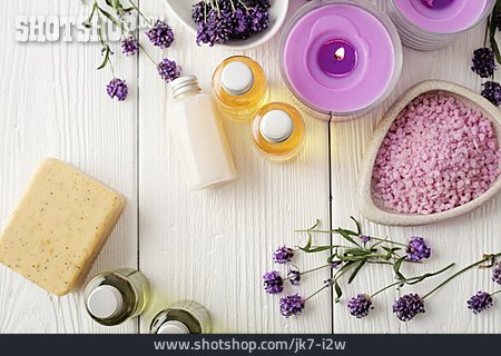 
                Naturkosmetik, Lavendelöl, Lavendelseife, Kosmetikprodukt                   