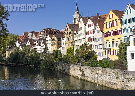 
                Wohnhäuser, Tübingen, Neckar                   