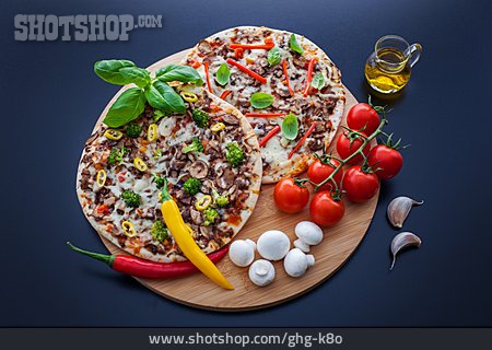 
                Italienische Küche, Pizza, Gemüsepizza                   