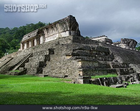 
                Maya, Tempel Der Inschriften                   