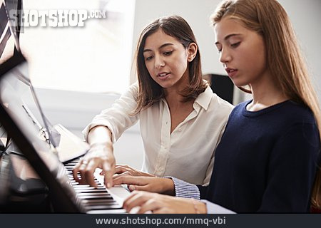 
                Piano Lessons, Teaching, Piano Teacher                   