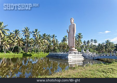 
                Buddhastatue, Hikkaduwa                   