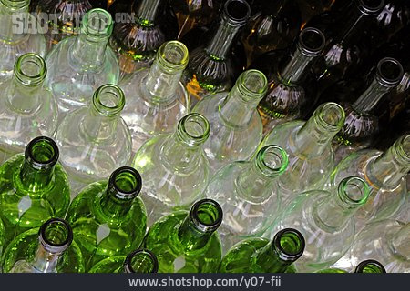 
                Flasche, Weinflasche, Altglas, Glasflasche                   