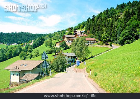 
                Dorf, Südtirol, Paradeis                   