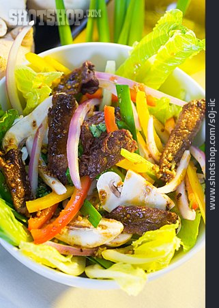 
                Salat, Rindfleisch, Thailändische Küche                   